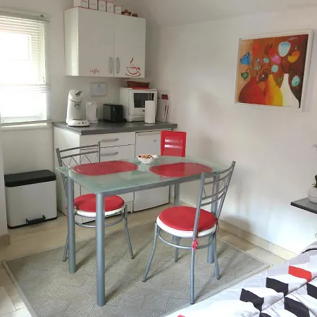 Bed & Breakfast La Cour Des Amis