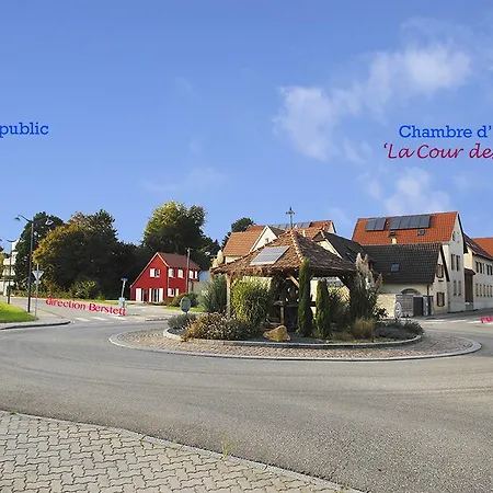 Frühstückspension La Cour Des Amis