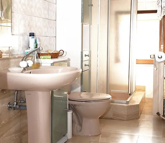 Bed & Breakfast La Cour Des Amis 3*